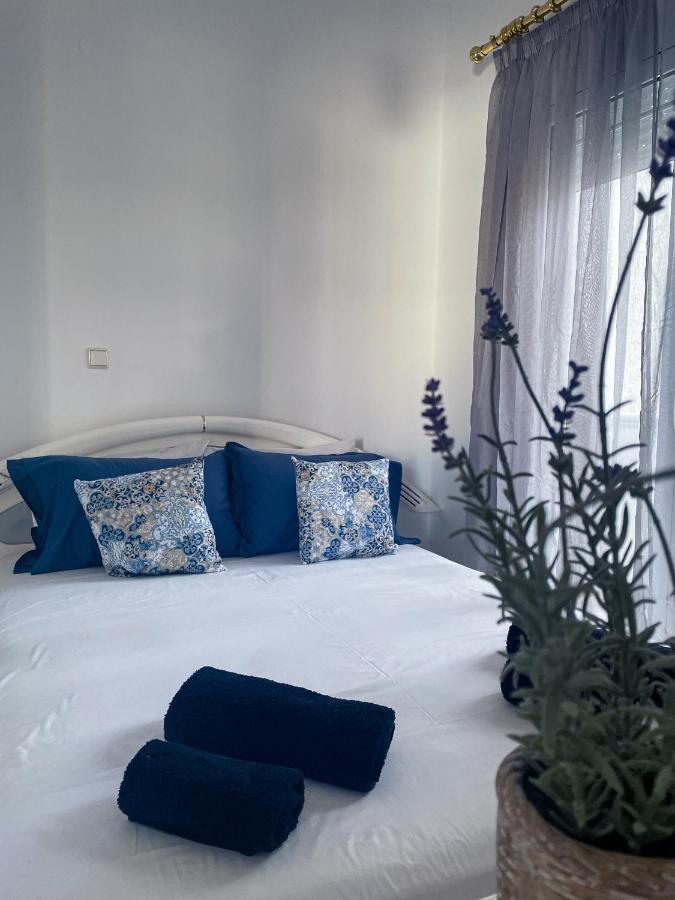 Coastline Apartment Néa Péramos Eksteriør billede